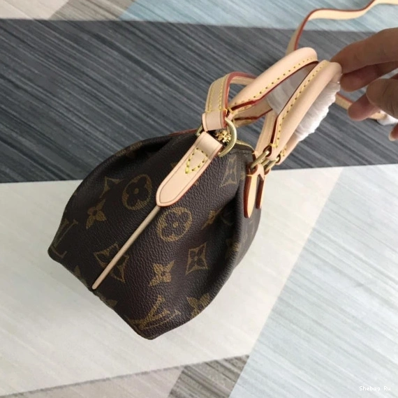 TURENNE Louis Vuitton 0815